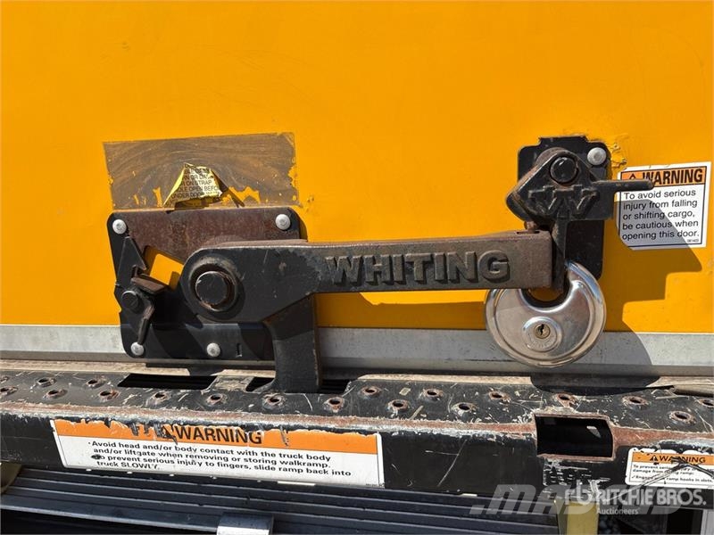 GMC 3500 4x2 Van Truck (Inoperable) Camion Fourgon