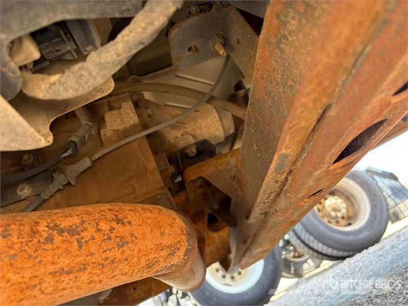 GMC 3500 4x2 Van Truck (Inoperable) Camion Fourgon