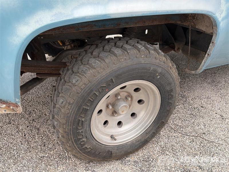 GMC 4x2 Pickup أخرى