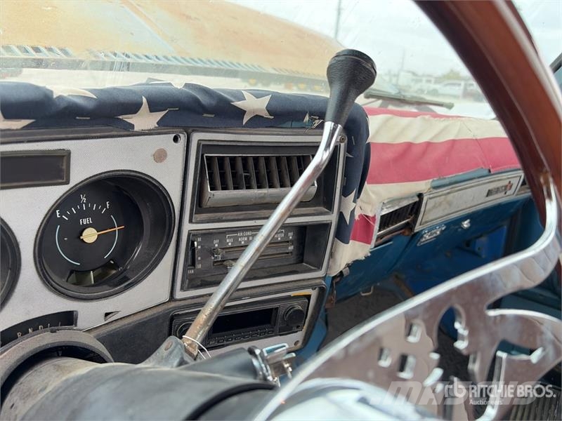 GMC 4x2 Pickup أخرى