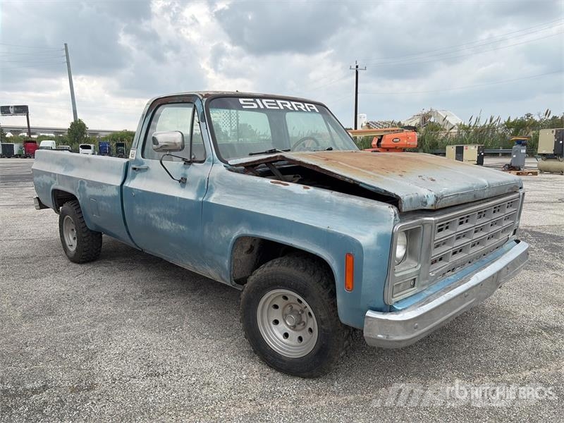 GMC 4x2 Pickup أخرى