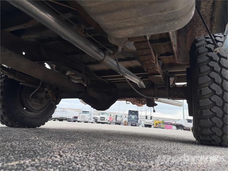 GMC 4x2 Pickup أخرى