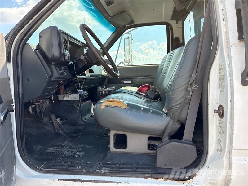 GMC C7500 Kipper