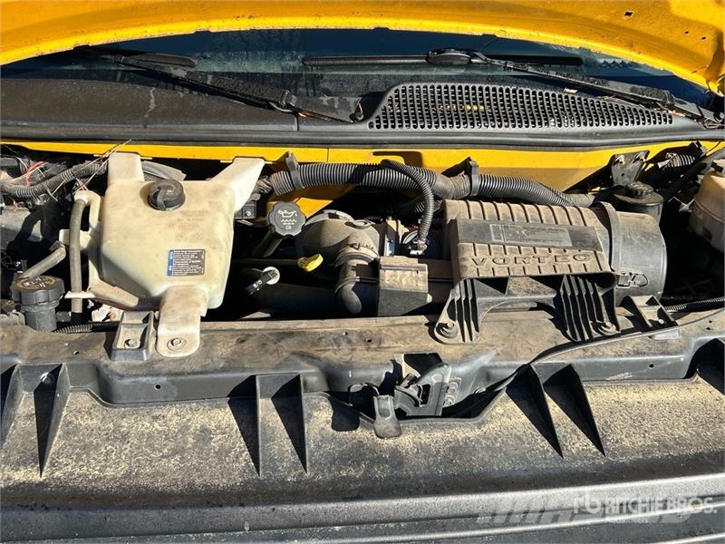 GMC Savana 3500 Camiones caja cerrada