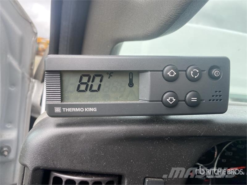 GMC Savana 3500 4x2 Refrigerated Truck Chladírenské nákladní vozy