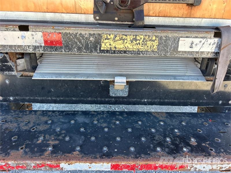 GMC Savana 3500 4x2 Refrigerated Truck Camion a temperatura controllata