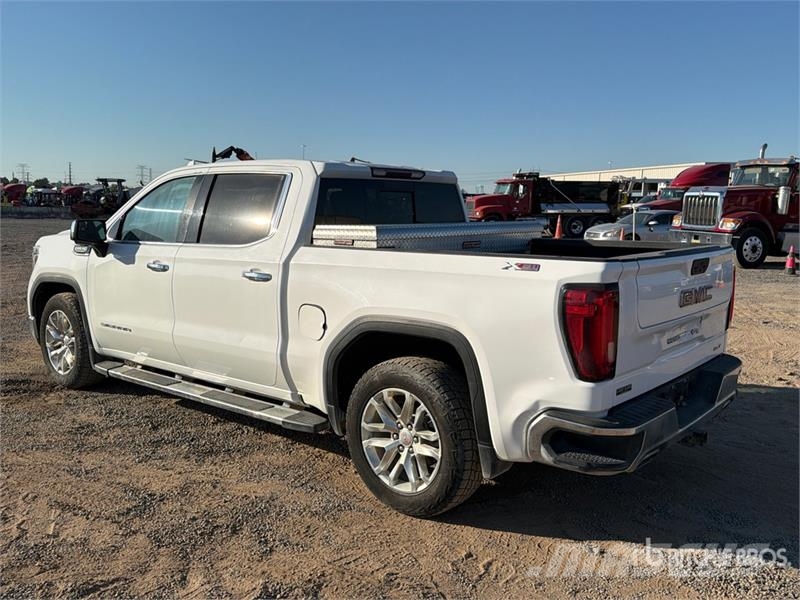 GMC Sierra 1500 Otros