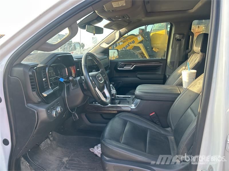 GMC Sierra 1500 Інше