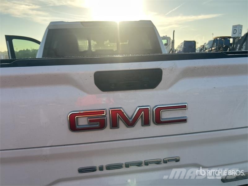 GMC Sierra 1500 Інше