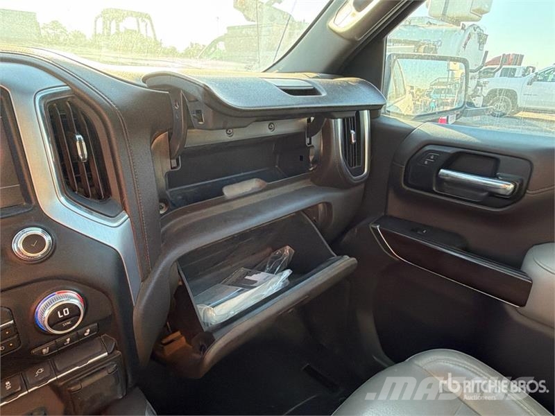 GMC Sierra 1500 Otros
