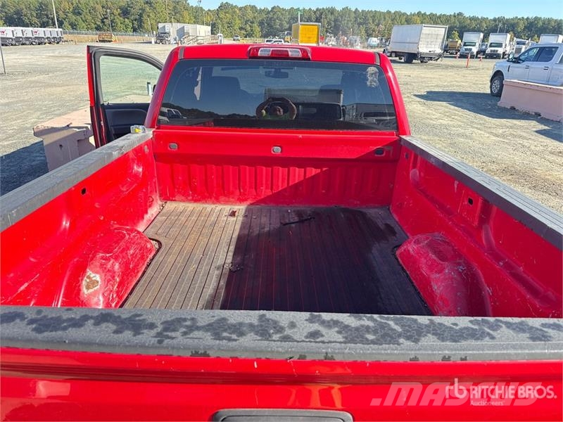 GMC Sierra 1500 Otros