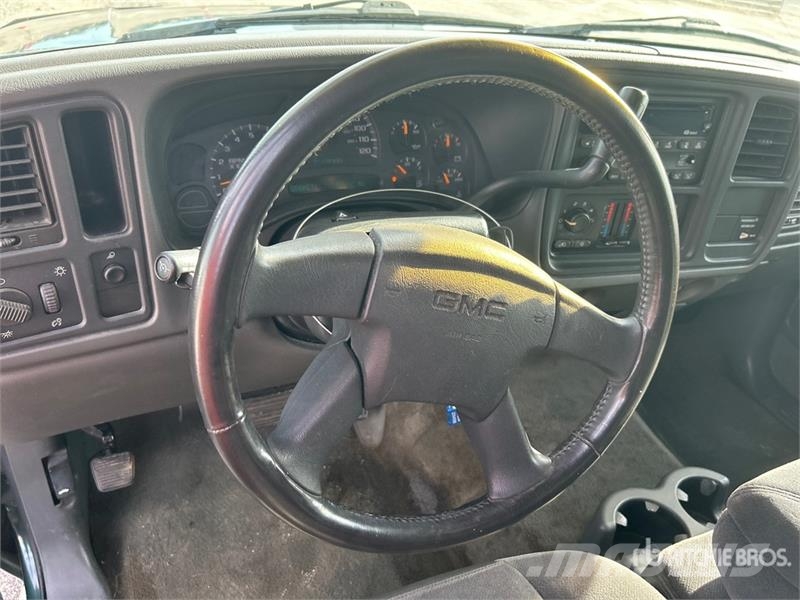GMC Sierra 1500 Прочие фургоны