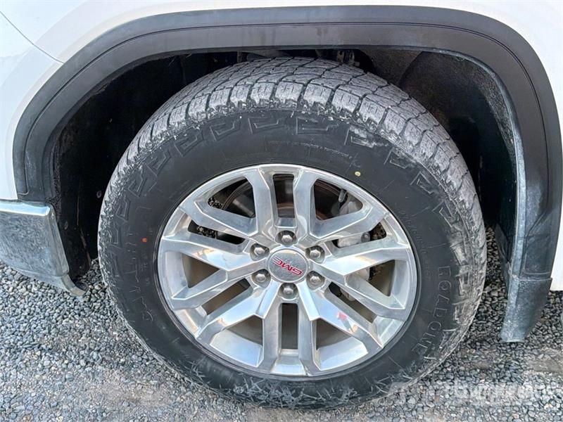 GMC Sierra 1500 Otros
