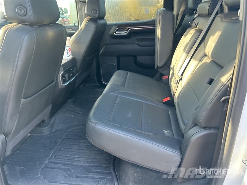 GMC Sierra 1500 Інше