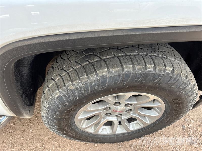 GMC Sierra 1500 其他