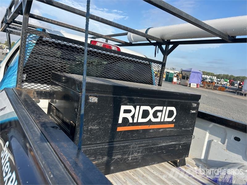 GMC Sierra 2500HD Outros