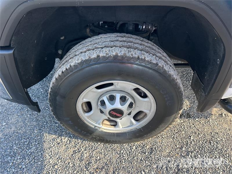 GMC Sierra 2500HD Outros