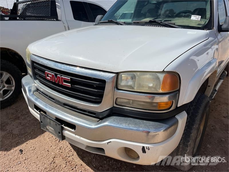 GMC Sierra 2500HD أخرى