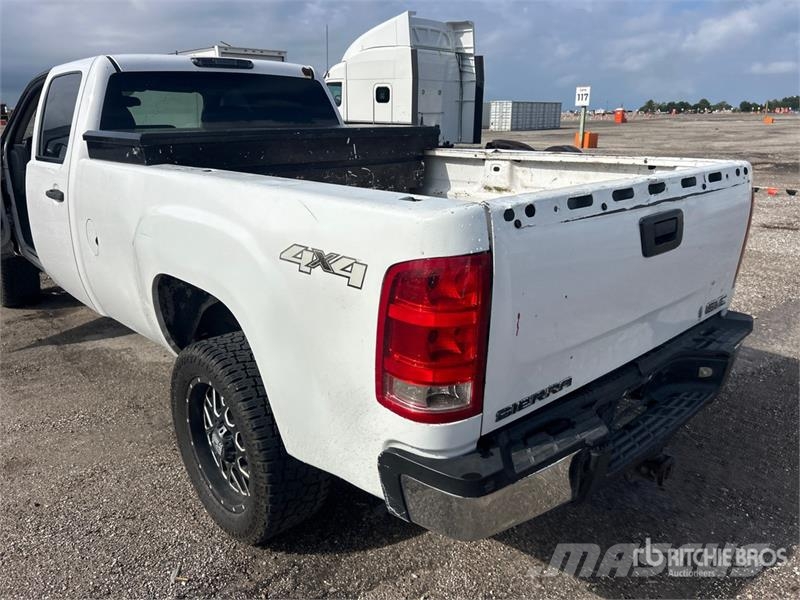 GMC Sierra 2500HD Kita