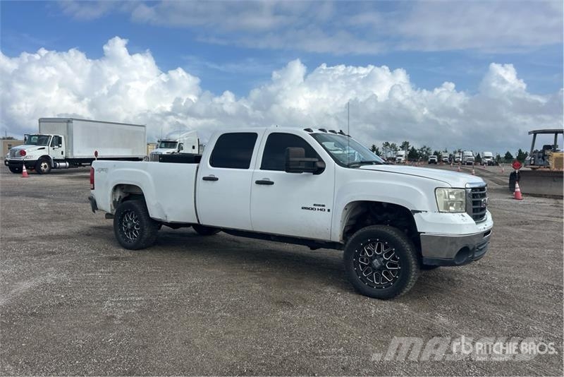 GMC Sierra 2500HD Kita