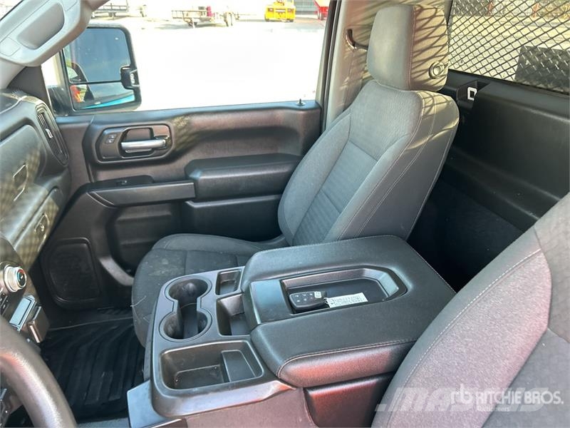 GMC Sierra 2500HD Outros