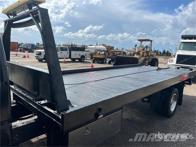 GMC TopKick 6500 LoPro 4x2 Rollback Truck Puksiirid