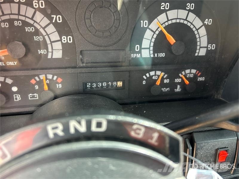 GMC TopKick 6500 LoPro 4x2 Rollback Truck Puksiirid