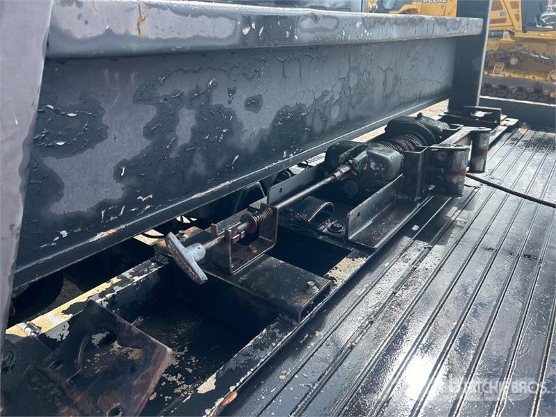 GMC TopKick 6500 LoPro 4x2 Rollback Truck Puksiirid