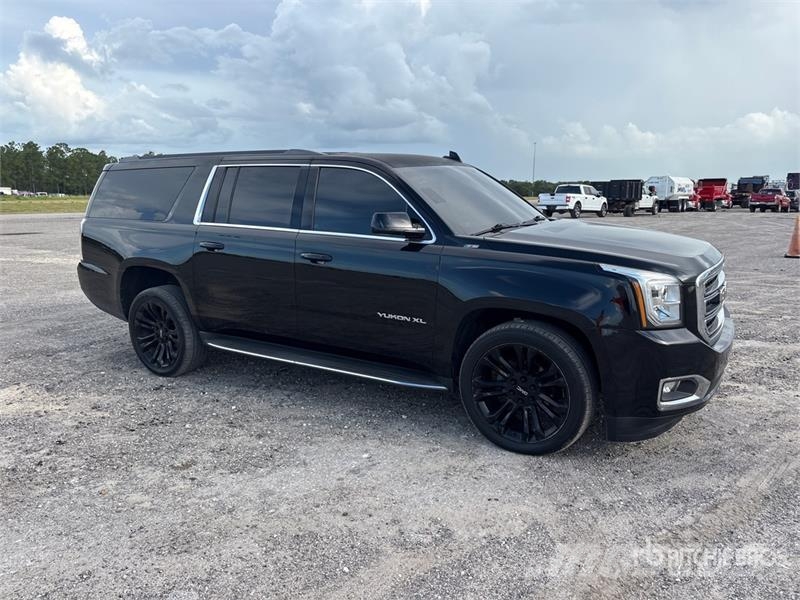 GMC Yukon XL SLE 2WD SUV Biler