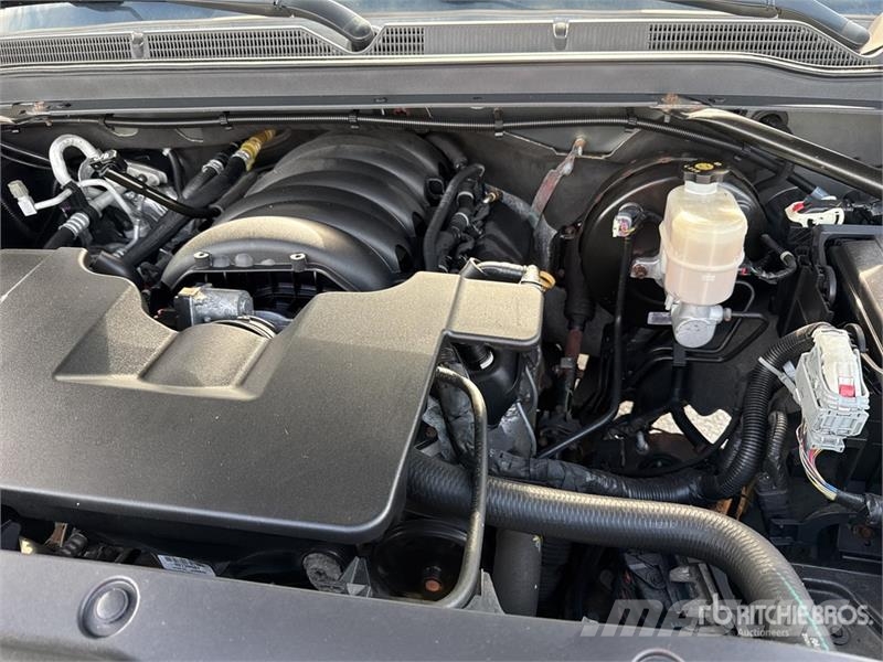 GMC Yukon XL SLT 4WD SUV Coches
