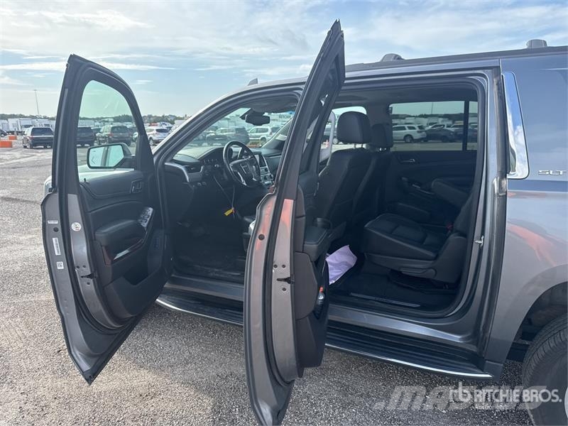 GMC Yukon XL SLT 4WD SUV Coches