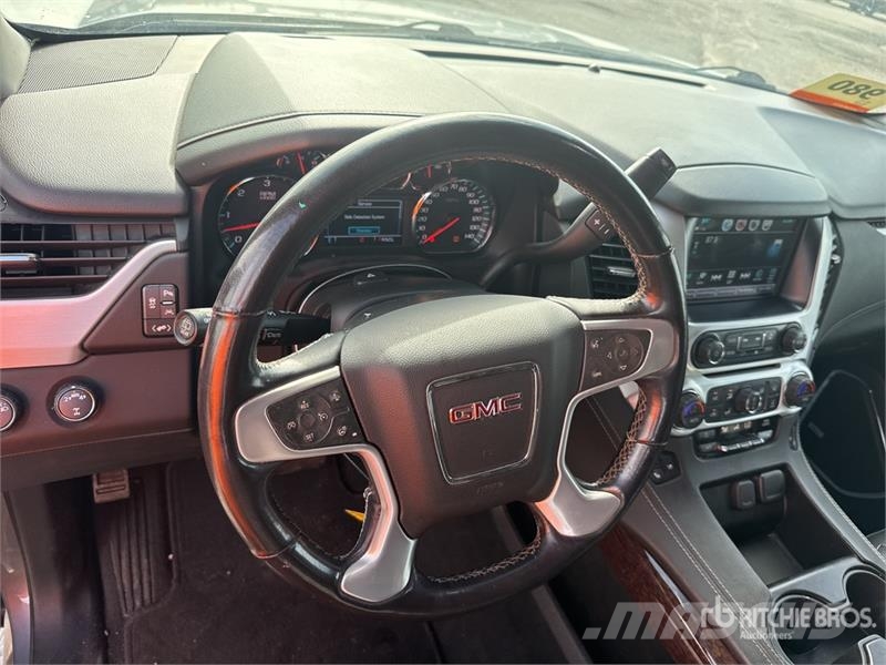 GMC Yukon XL SLT 4WD SUV Coches