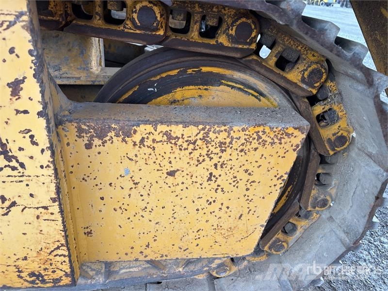 Gomaco 9000 Trimmer and Placer 其他