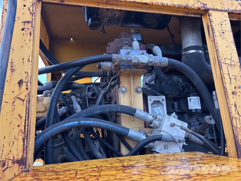 Gomaco 9000 Trimmer and Placer 其他