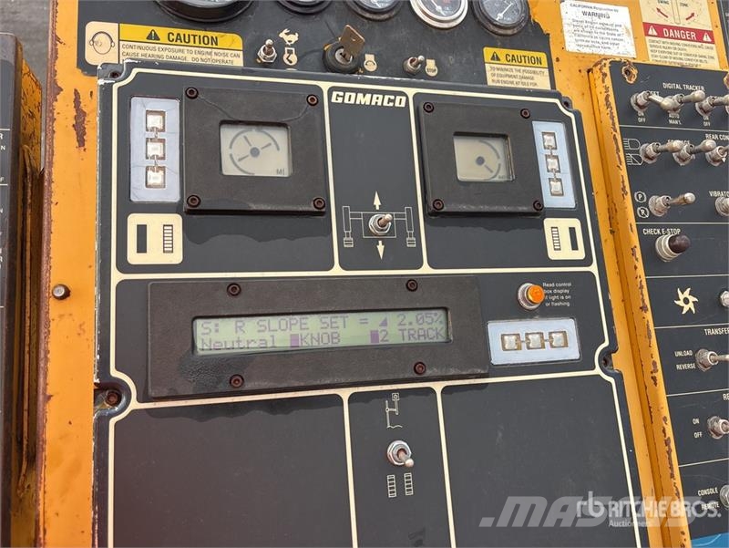 Gomaco 9000 Trimmer and Placer 其他