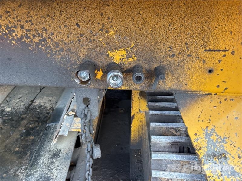 Gomaco 9000 Trimmer and Placer 其他
