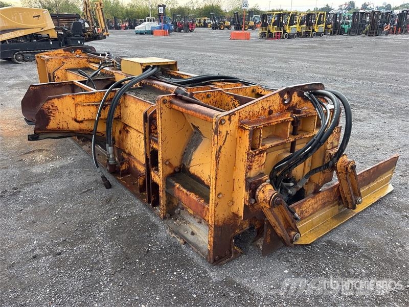 Gomaco 9000 Trimmer and Placer 其他