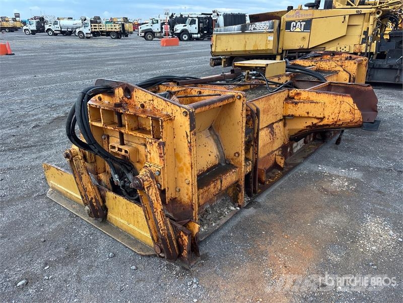 Gomaco 9000 Trimmer and Placer 其他