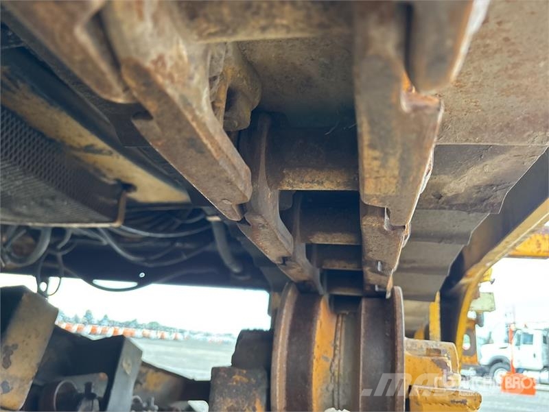 Gomaco 9000 Trimmer and Placer 其他