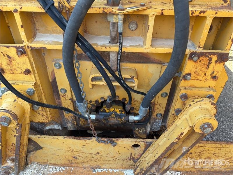 Gomaco 9500 Trimmer and Placer Sonstige Baumaschinen