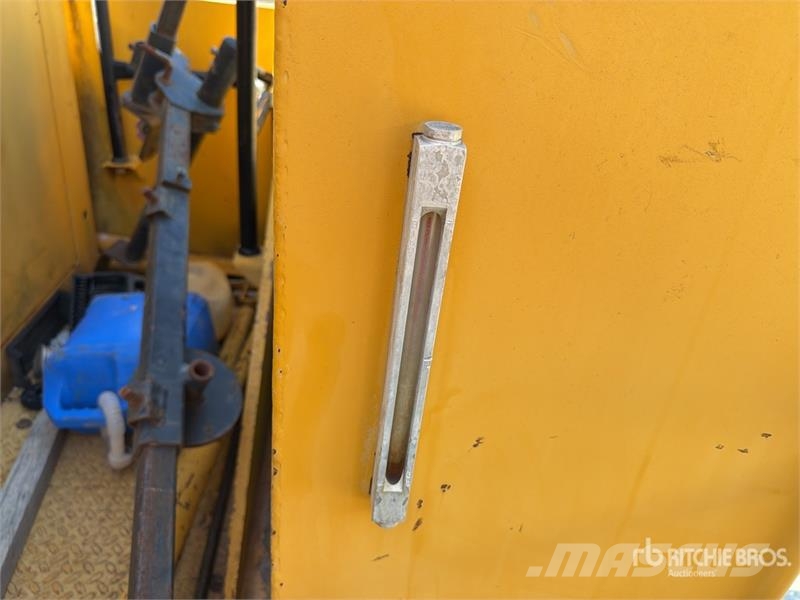 Gomaco 9500 Trimmer and Placer Sonstige Baumaschinen