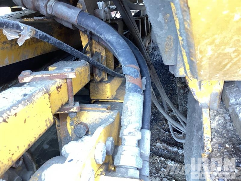 Gomaco 9500 Trimmer and Placer 其他