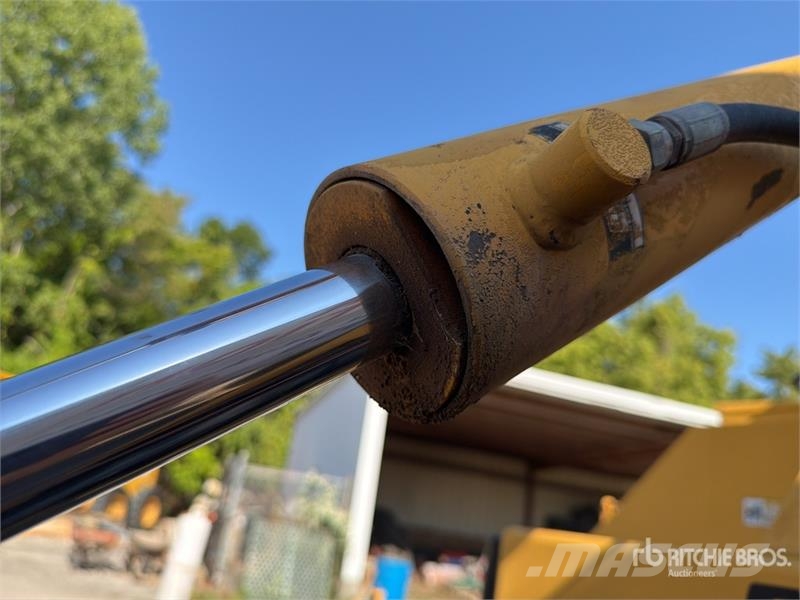 Gomaco 9500 Trimmer and Placer Sonstige Baumaschinen