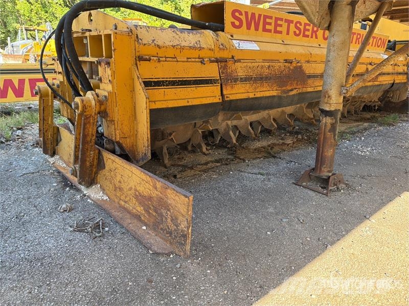 Gomaco 9500 Trimmer and Placer Sonstige Baumaschinen