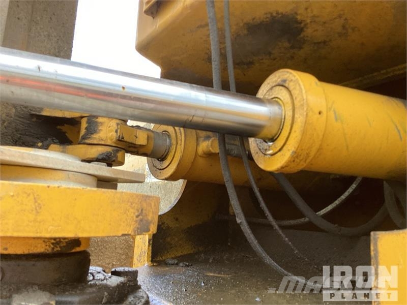 Gomaco 9500 Trimmer and Placer 其他