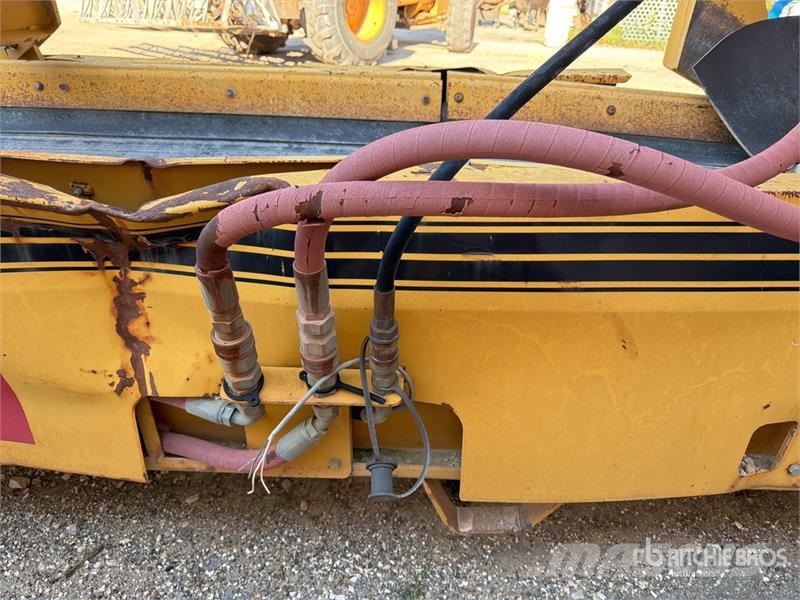 Gomaco 9500 Trimmer and Placer Sonstige Baumaschinen