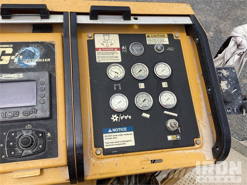 Gomaco 9500 Trimmer and Placer 其他