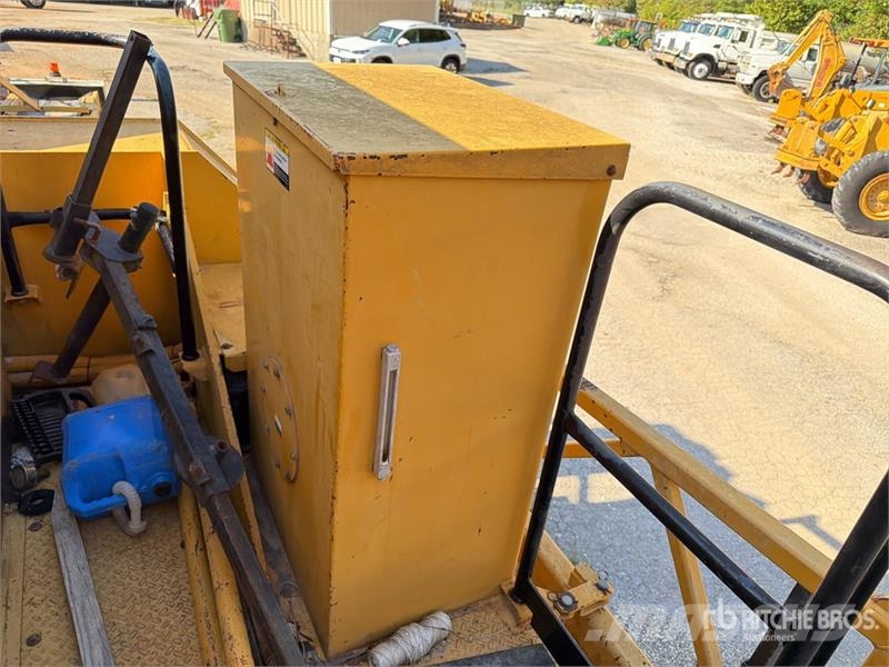 Gomaco 9500 Trimmer and Placer Sonstige Baumaschinen