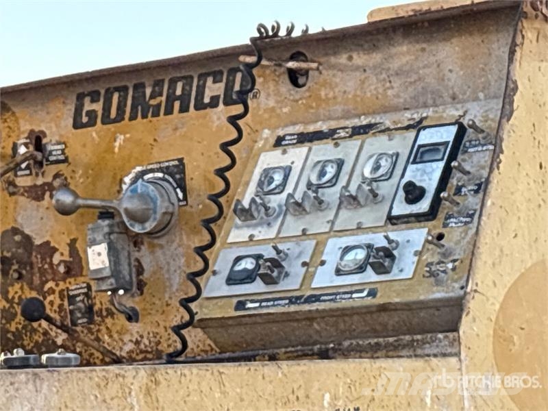 Gomaco Commander III Slip Form Paver Бетоноукладчики