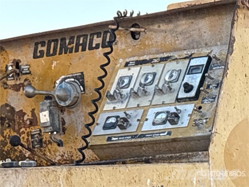 Gomaco Commander III Slip Form Paver Бетоноукладчики